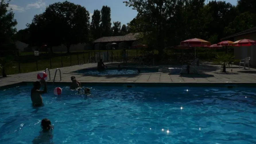 Camping LES REFLETS DU LAC