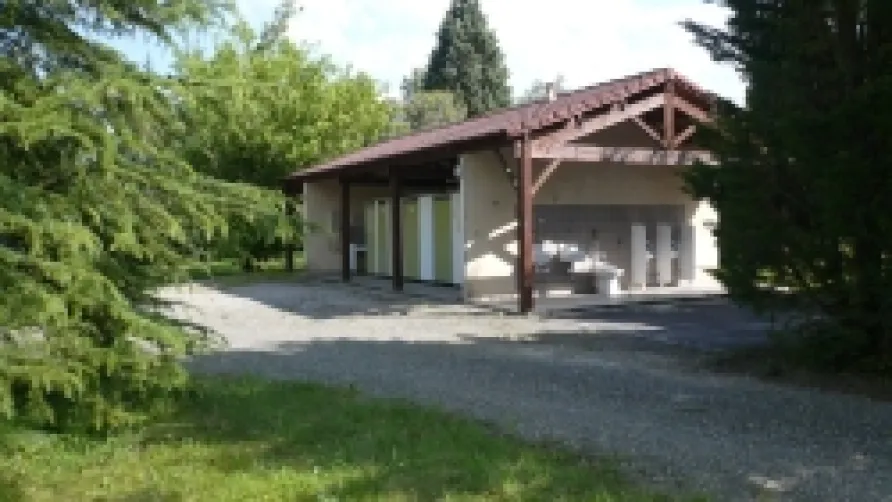 Camping LES REFLETS DU LAC