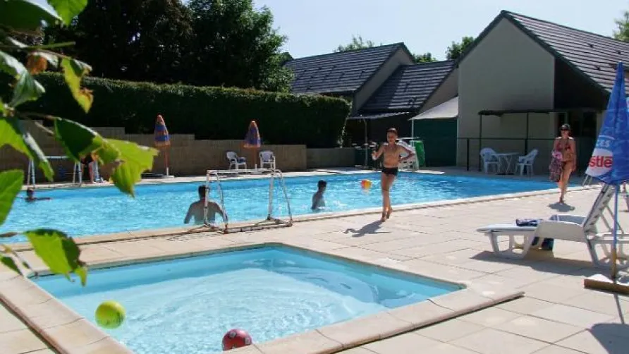 Camping PARC DU CHAROUZECH