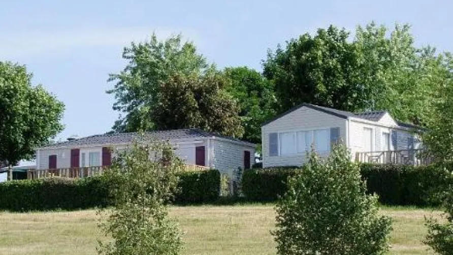 Camping PARC DU CHAROUZECH