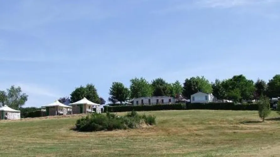 Camping PARC DU CHAROUZECH