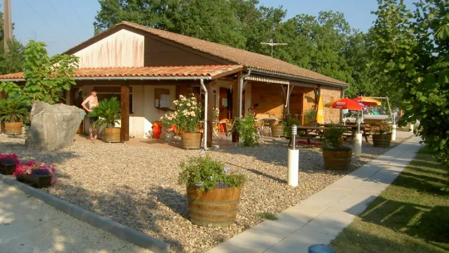 Camping FONTAINE DU ROC