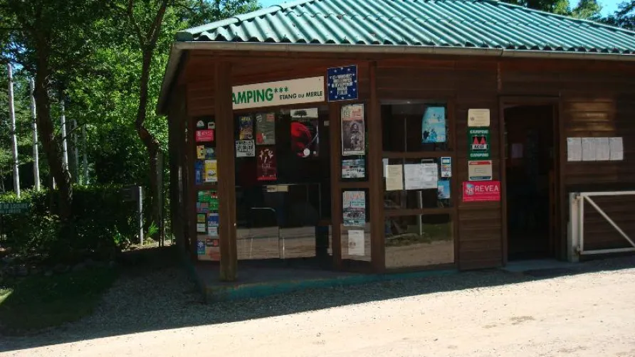 Camping de L'Etang du Merle