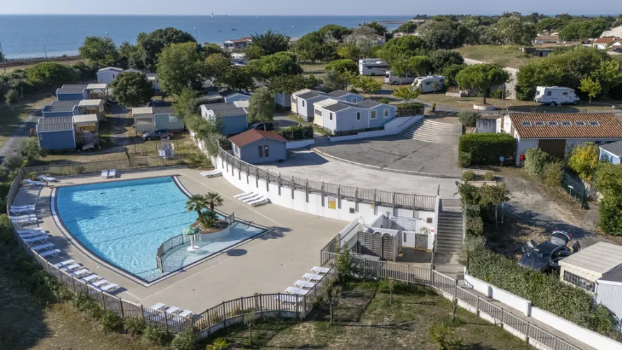 Flower Camping  Village Platin-Redoute