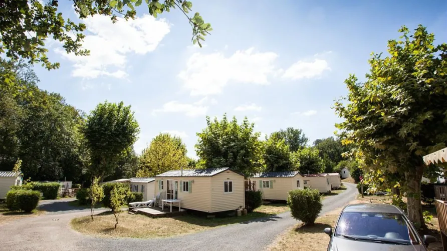 Camping Homair - Le Val d'Ussel