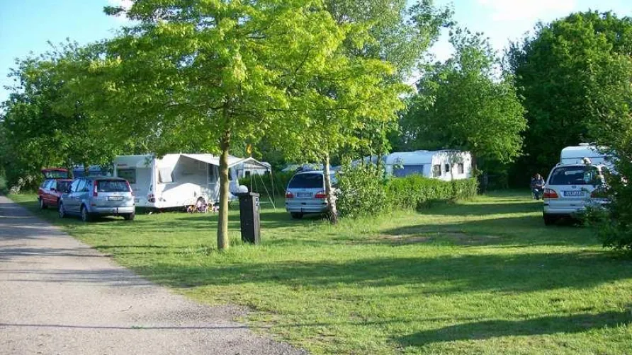 Komfortcamp KlüthseeCamp und Naturcamp Seeblick
