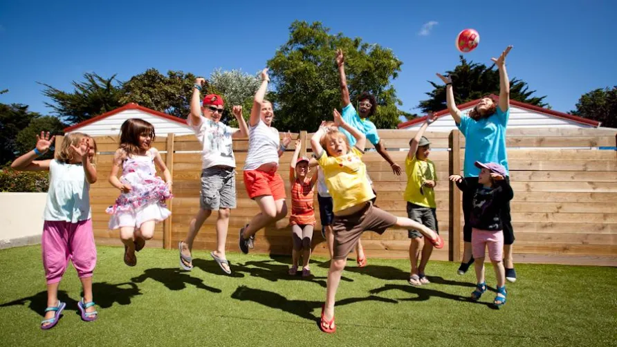 Camping Les Peupliers****