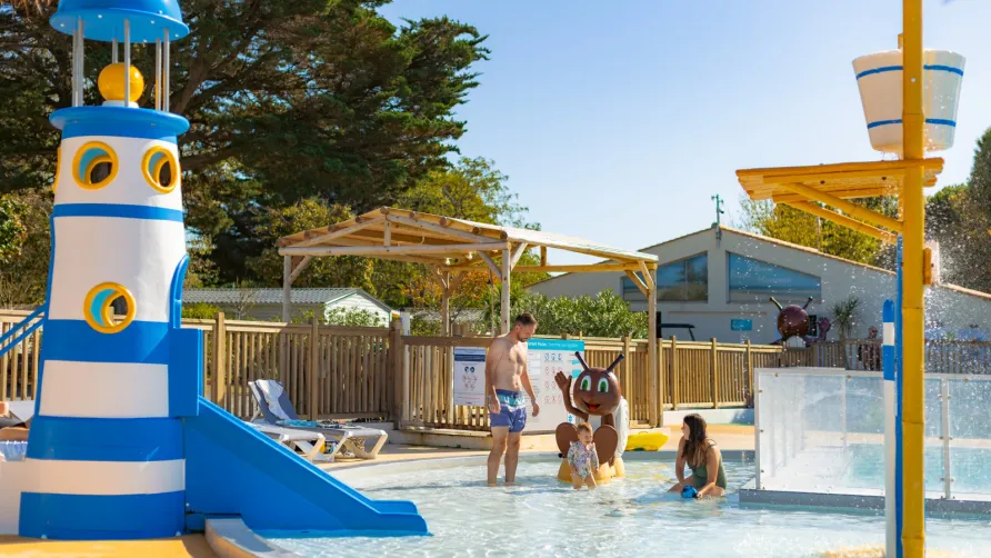 Camping Les Peupliers****