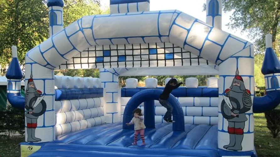 Camping Le Roc de Lavandre