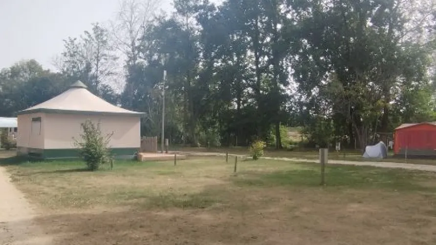 Camping Le Rivage Civraisien