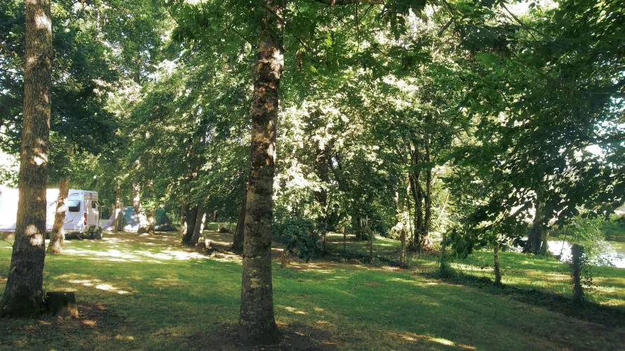 Camping Le Rivage Civraisien