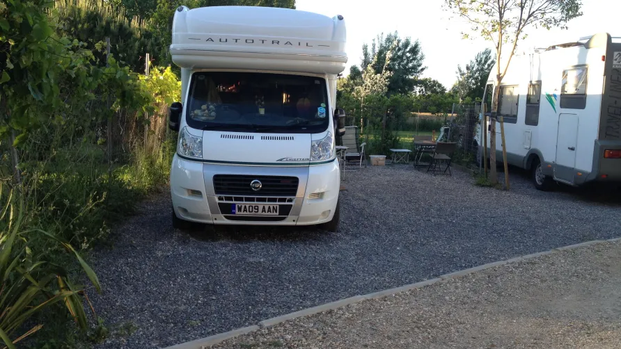 Camping les Berges du Canal