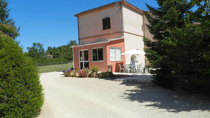 Camping LE CLOS DE LA LERE