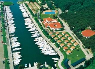 Iron Gate Marina 3B