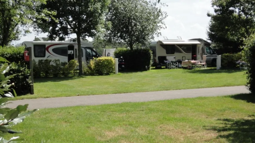 CAMPING LES DRUIDES