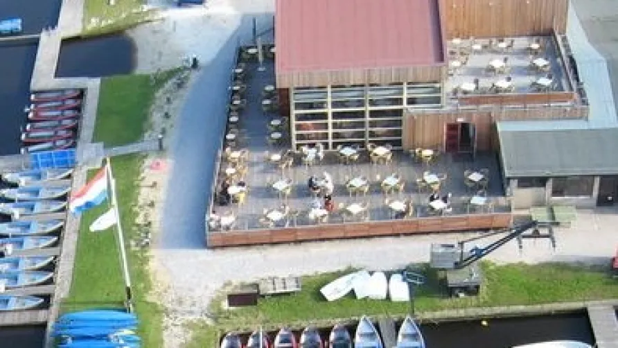 Watersportcamping Cnossen Leekstermeer