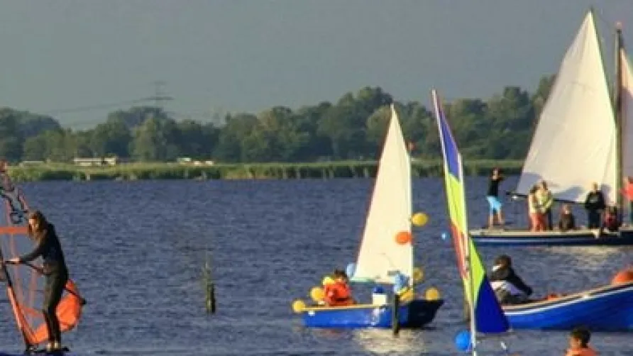 Watersportcamping Cnossen Leekstermeer