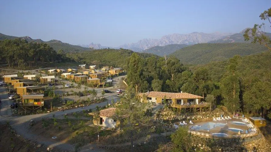 Camping Sole Di Sari