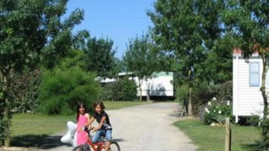 Camping Le Ragis