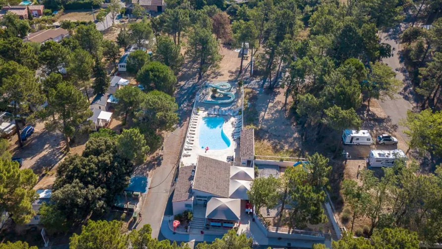 Camping La Pinède en Provence