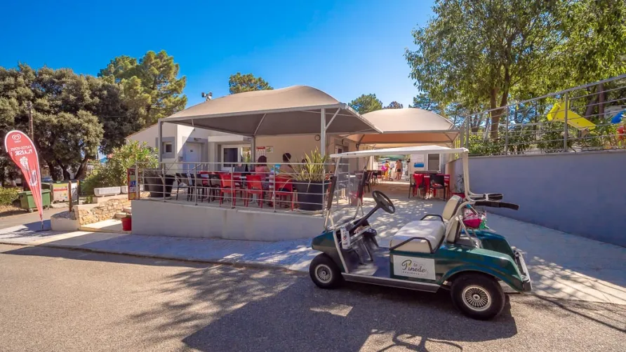 Camping La Pinède en Provence
