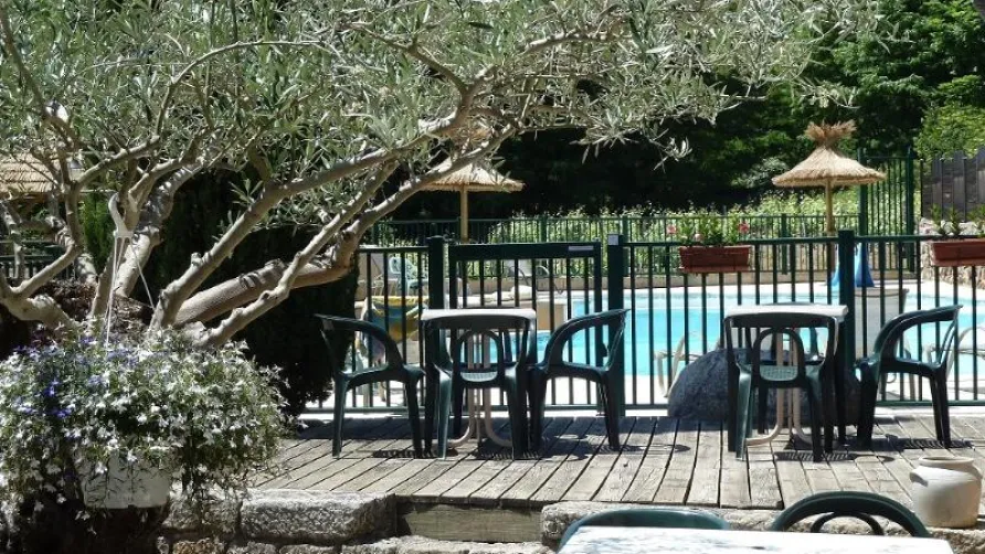 CAMPING LES CRUSES