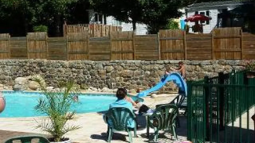 CAMPING LES CRUSES
